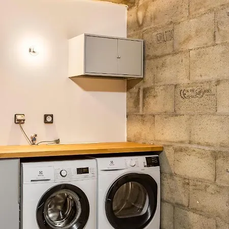 Maison Elleviou - Grande Maison A Deux Pas Du Centre Nyaraló *